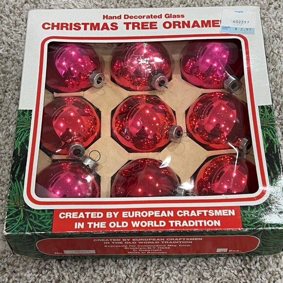 Vintage Hand Decorated Glass Christmas Tree Ornaments Red Set Of 9 - Picture 1 of 9